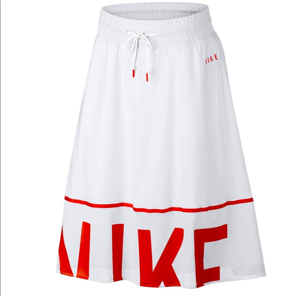 Nike dri-fit mesh skirt NWOT